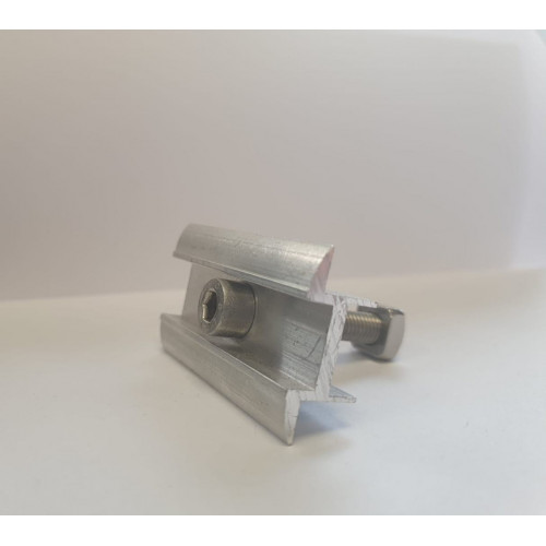 Center clamp HemaRack with square nut